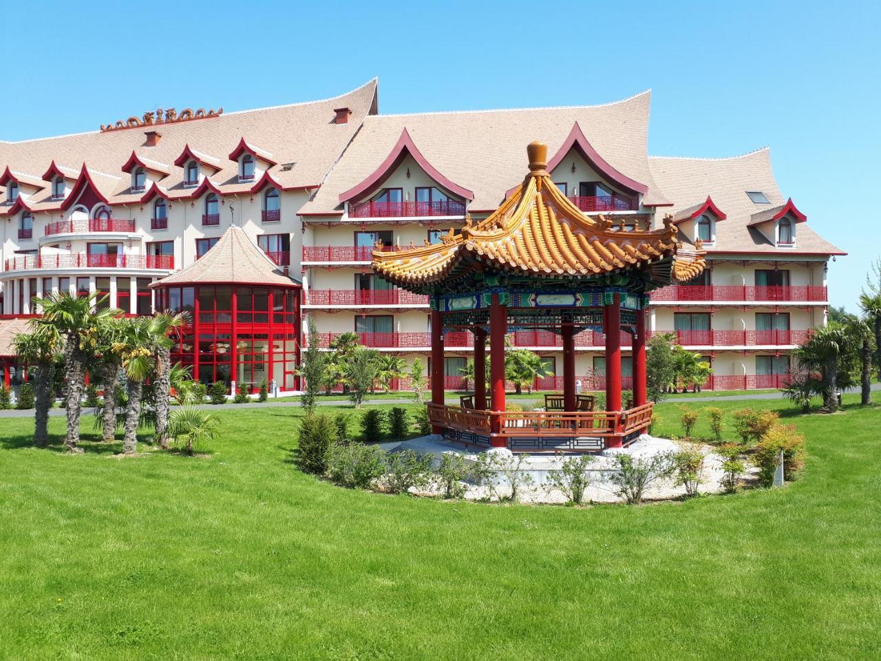 Les Pagodes De Beauval Hotel Saint-Aignan  Exterior foto